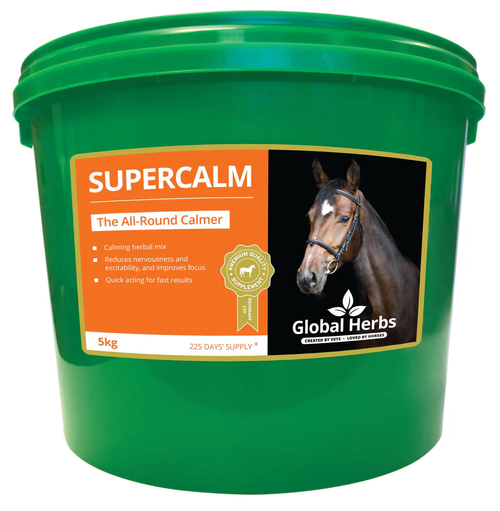 Green bucket of Global Herbs Supercalm for horses